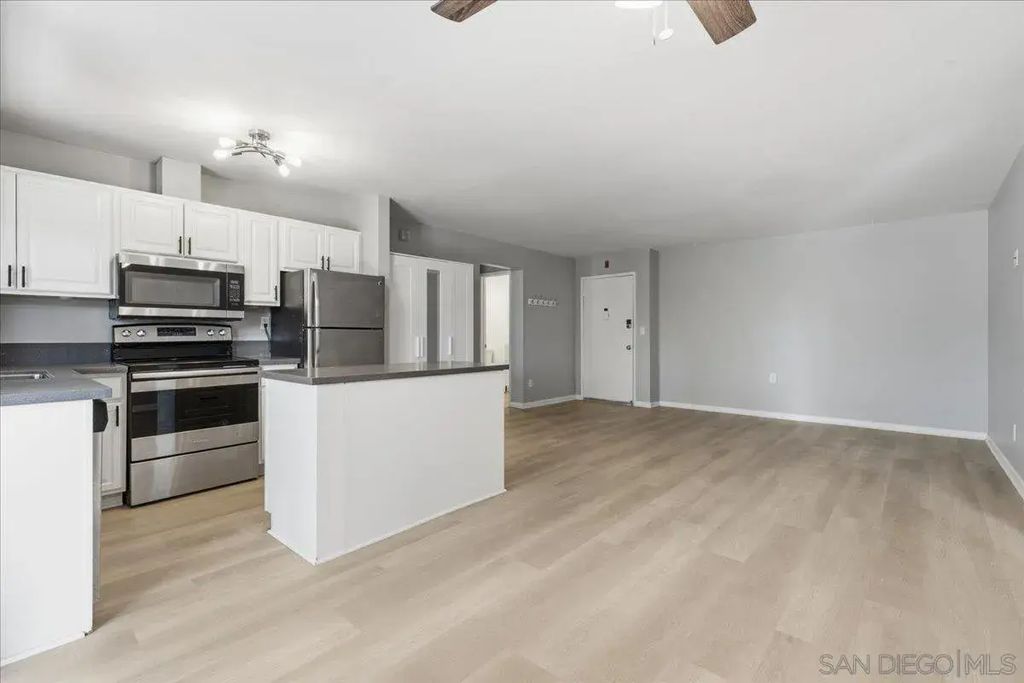 7855 Cowles Mountain Ct. A15, SAN CARLOS