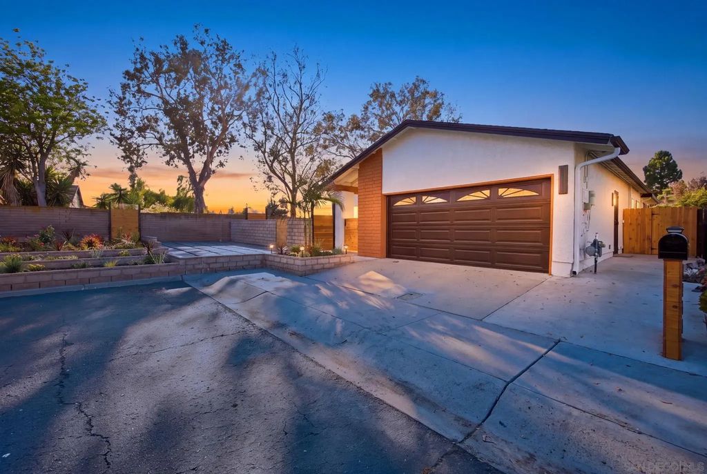 1343 Blue Falls Dr, Chula Vista
