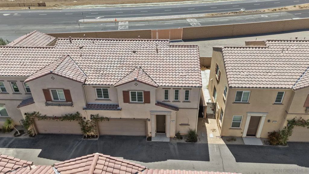 305 Paseo Gusto, Palm Desert