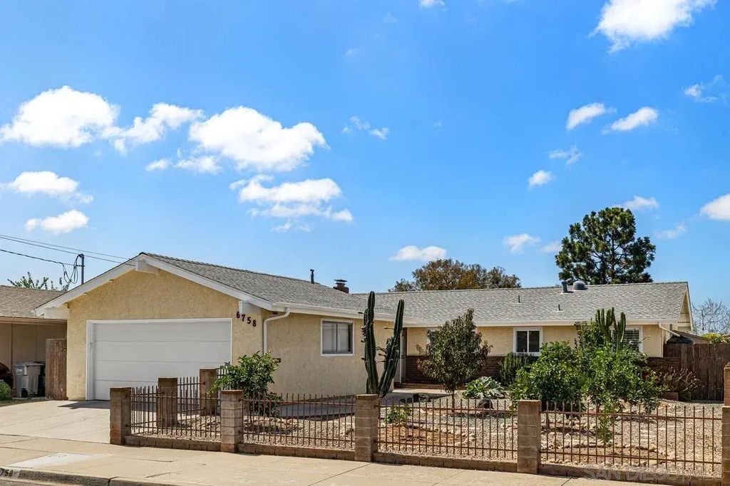 6758 Dennison Street, UNIVERSITY CITY