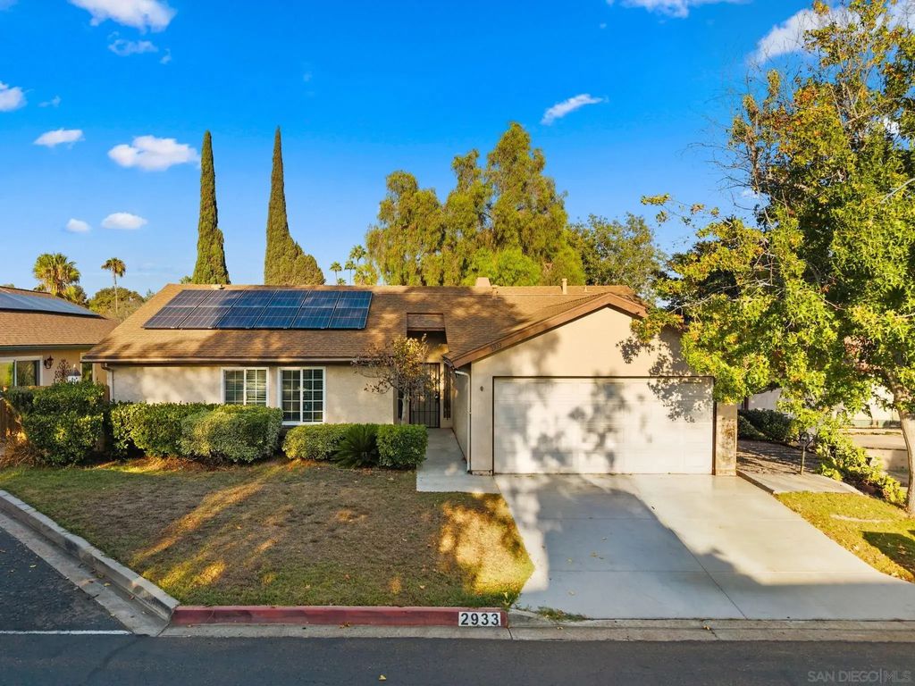 2933 Picasso Dr., Bonita