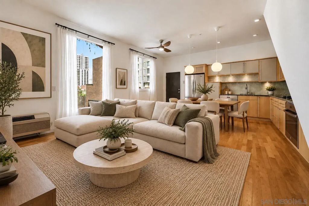 985 Island 7, Downtown (DT)