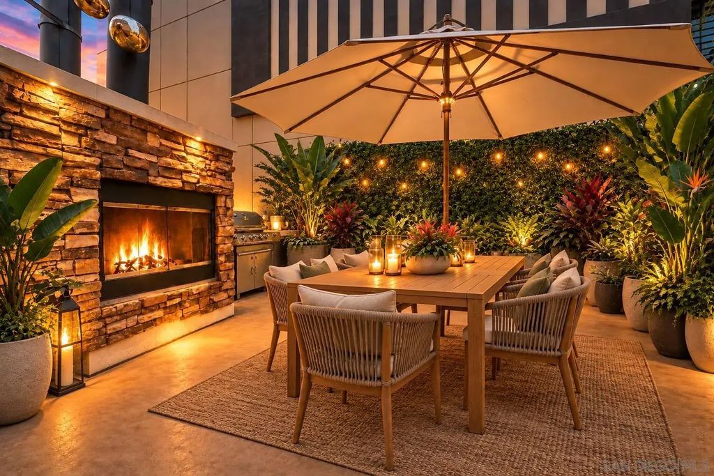 985 Island 7, Downtown (DT)