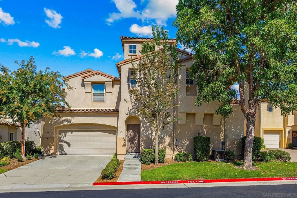 977 Pearleaf Ct, San Marcos