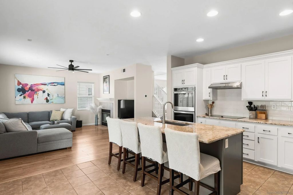 332 Monte Vista, Oceanside