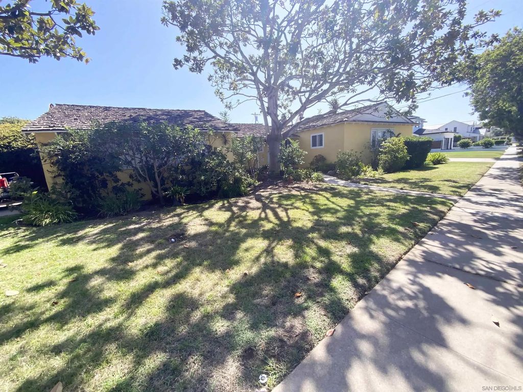 170 Acacia Way, Coronado
