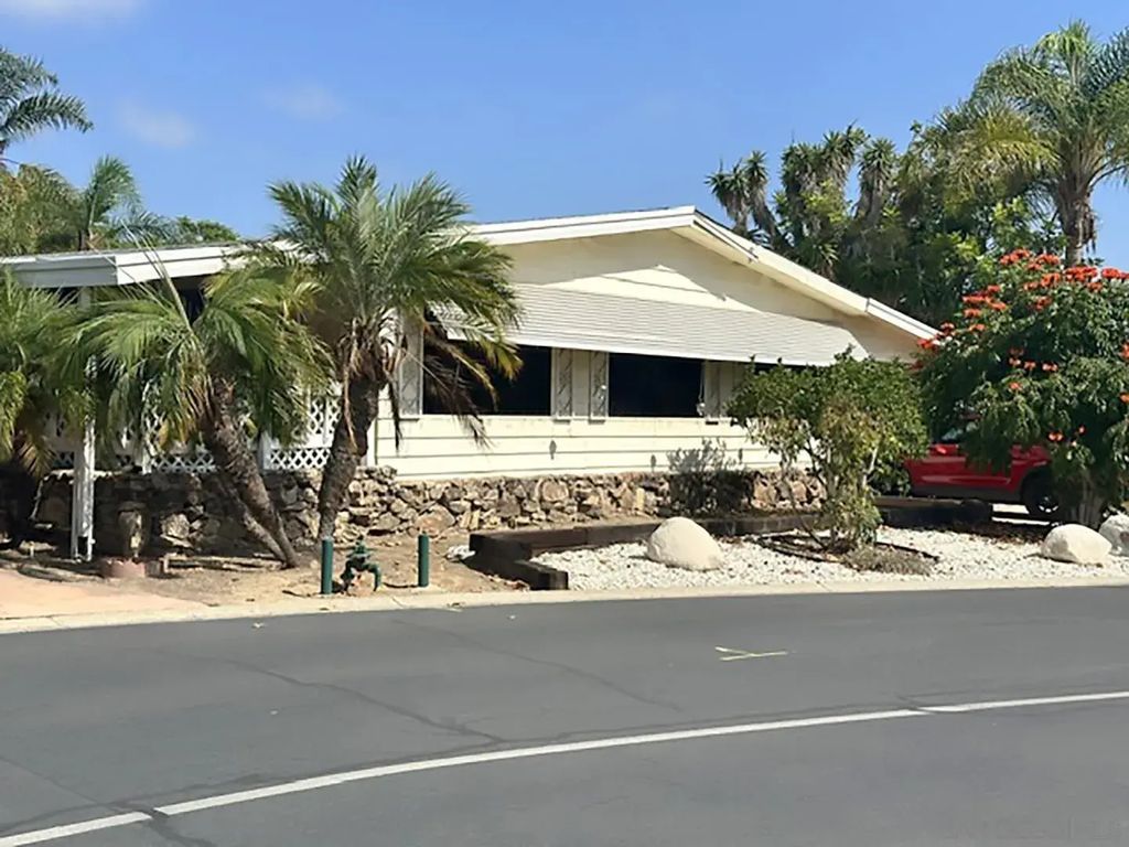 3428 Don Juan Drive, Carlsbad
