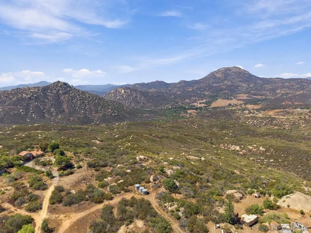 2096 Via Laura 18, Jamul