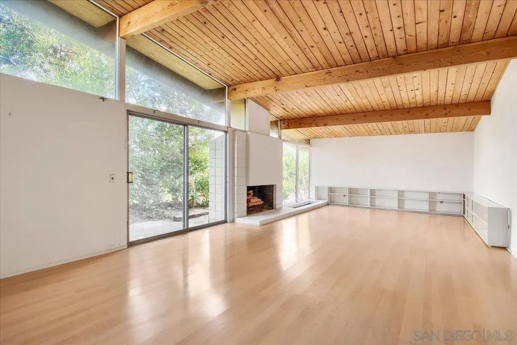 8384 Sugarman Drive, La Jolla