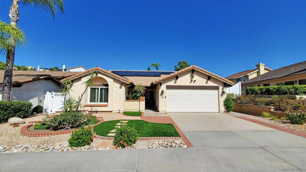 18541 Locksley St, Rancho Bernardo