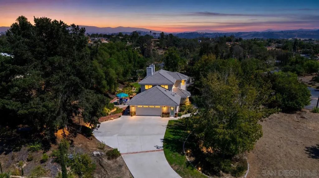 1474 Via Encinos, Fallbrook