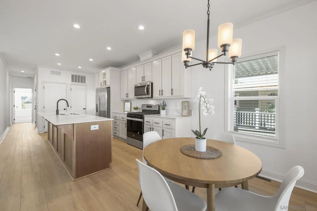 7025 San Bartolo St #42, Carlsbad
