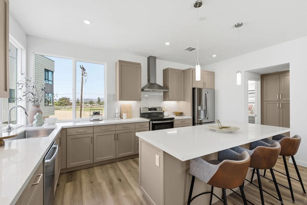 3309 Ruffin Rd 16, SERRA MESA