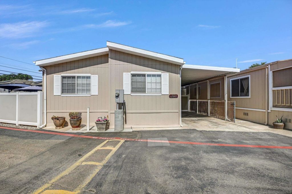 9041 El Dorado Pkwy 52, El Cajon