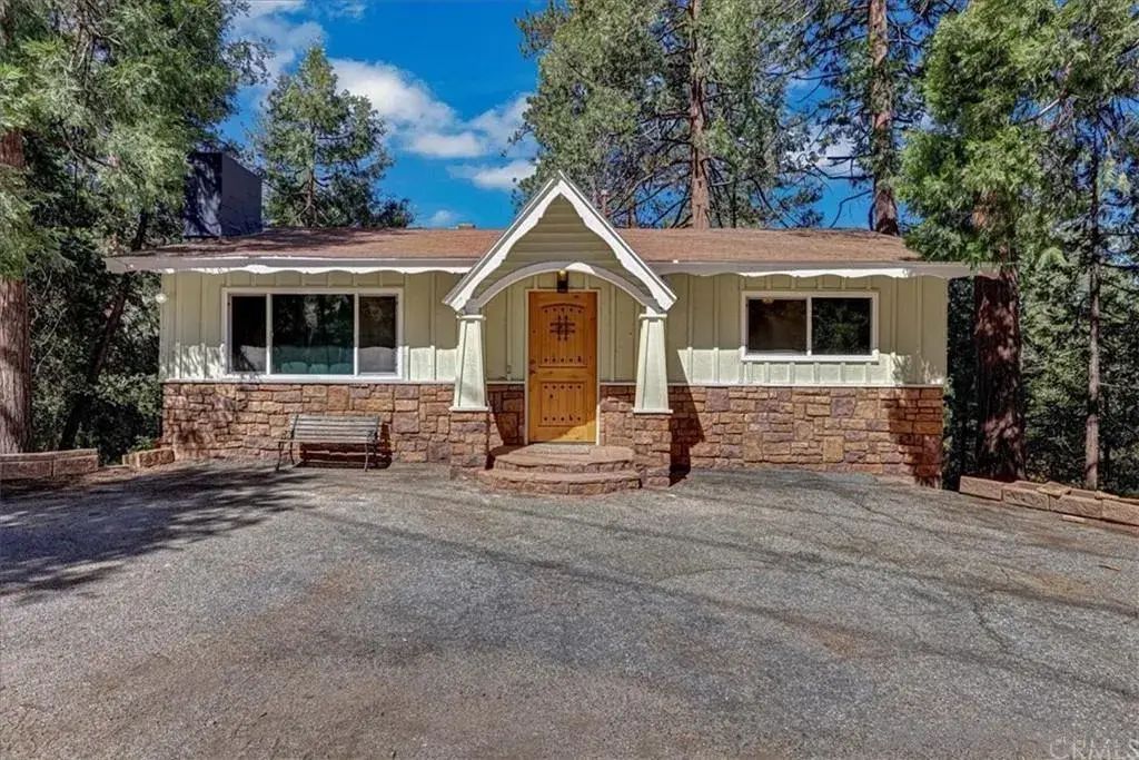 26127 Saunders Meadow Road, Idyllwild