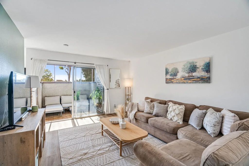 5553 Adobe Falls Road 1, DEL CERRO