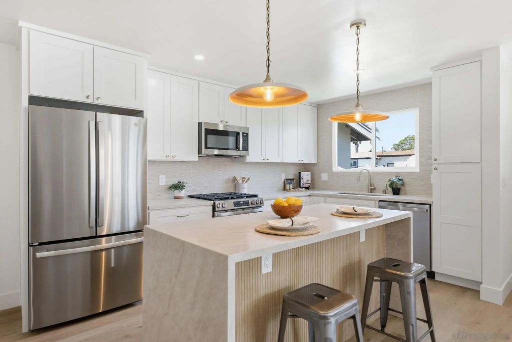 7167 Beagle St, KEARNY MESA
