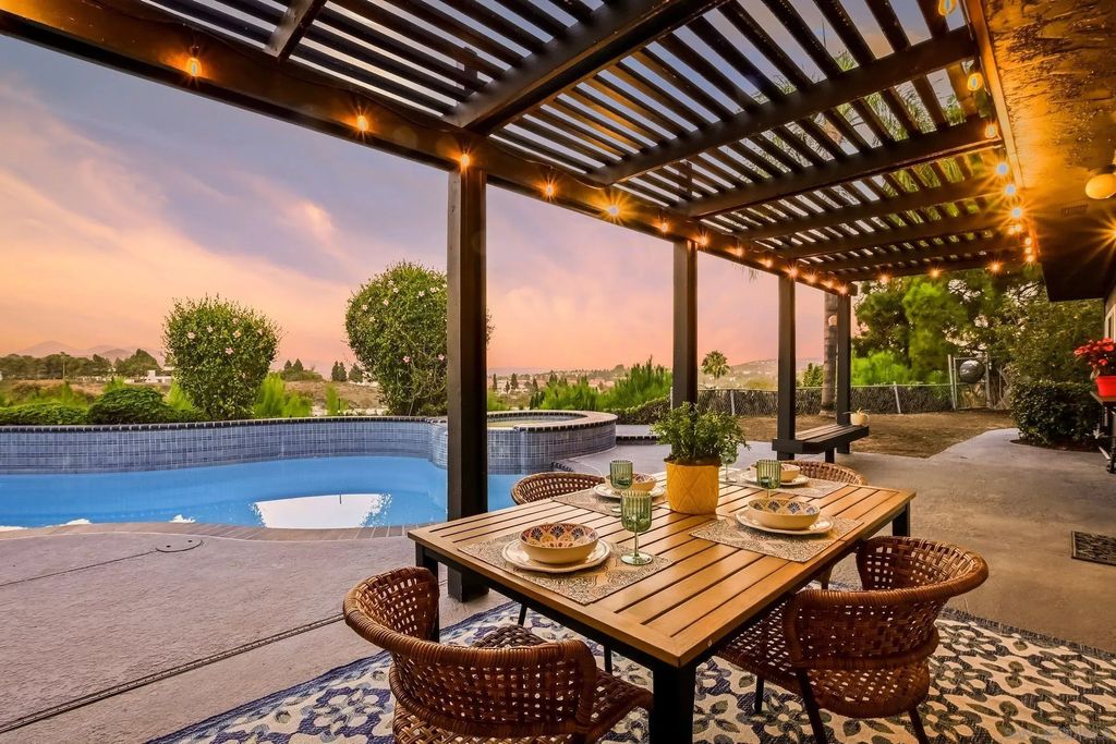 11198 Amalia Ct, RANCHO PENASQUITOS