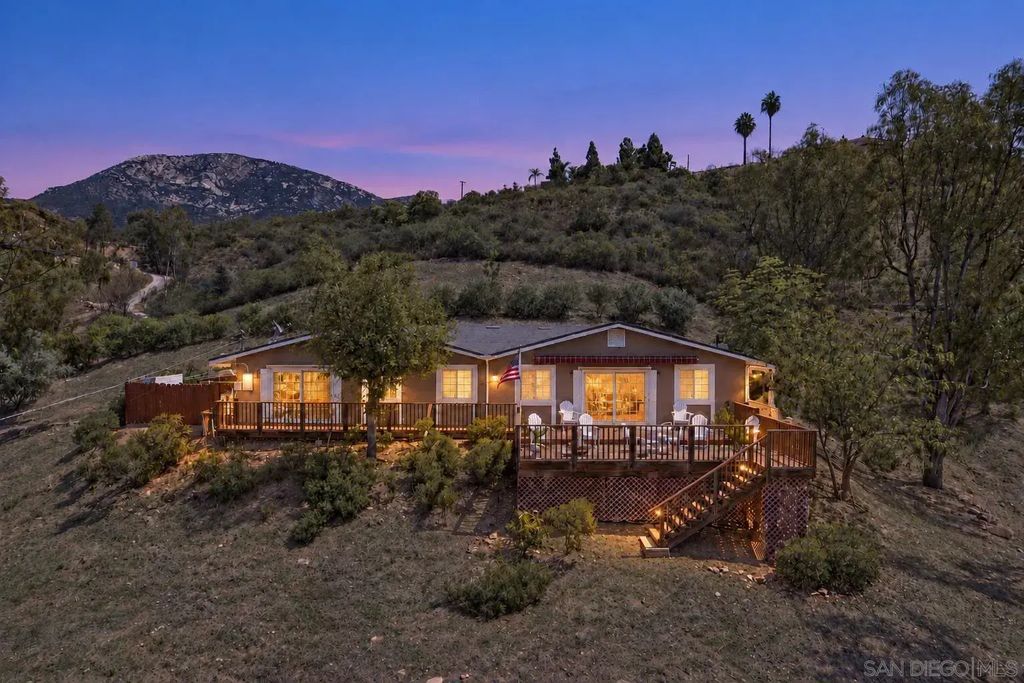 17036 Iron Mountain, Poway
