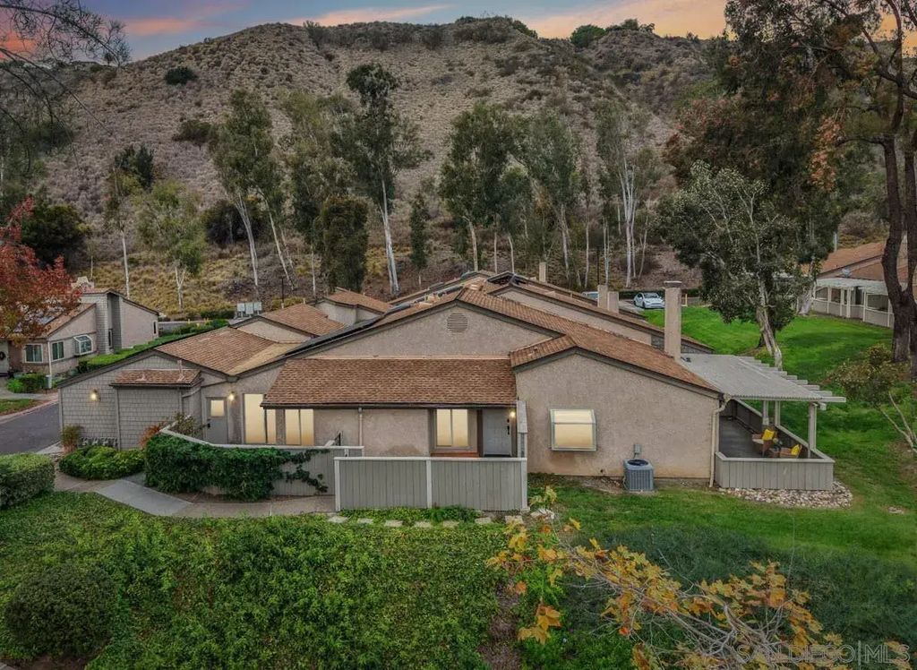 5617 Adobe Falls Rd D, SAN DIEGO