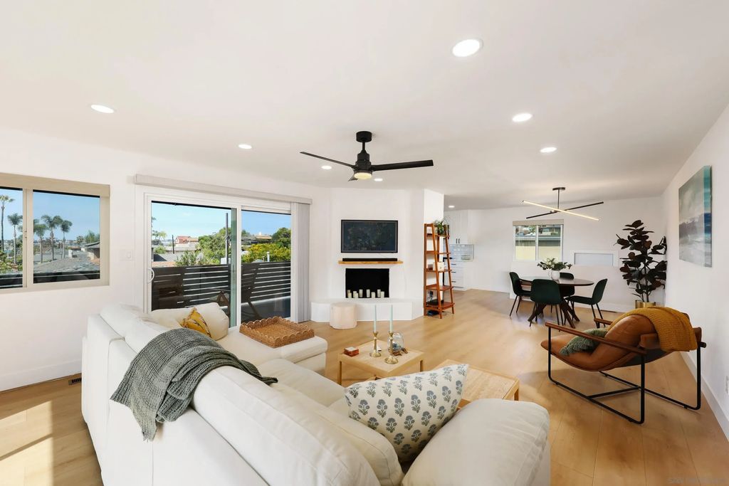 4542 Milton Street, BAY PARK