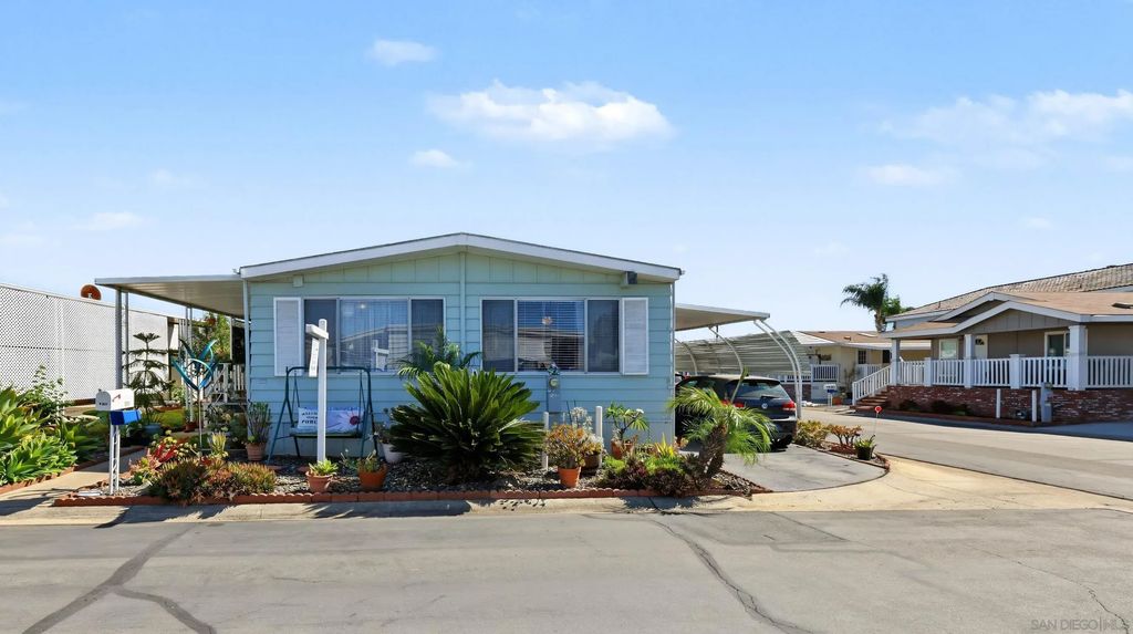 2280 E Valley Parkway 122, Escondido