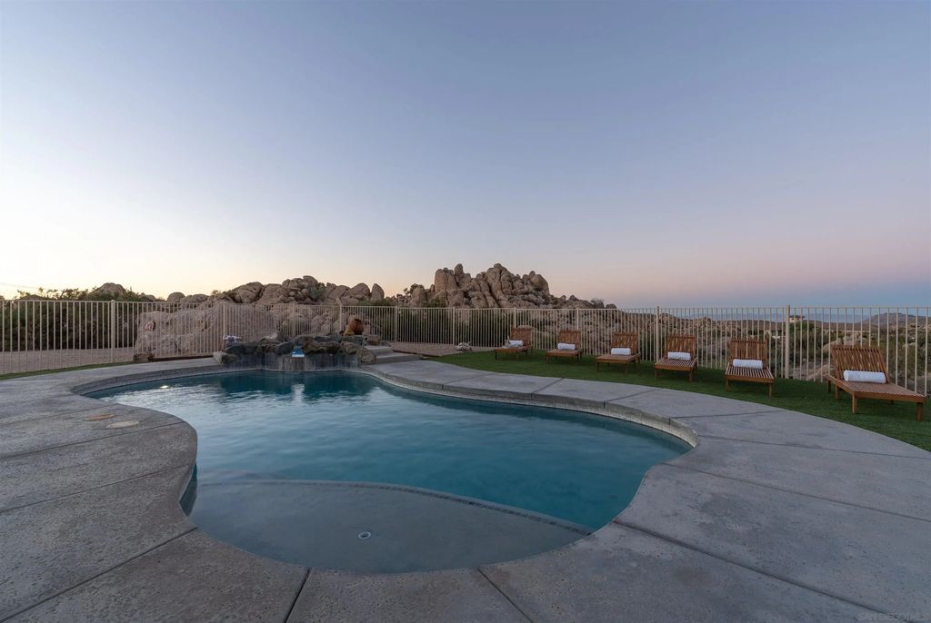 57388 Manzanita, Yucca Valley