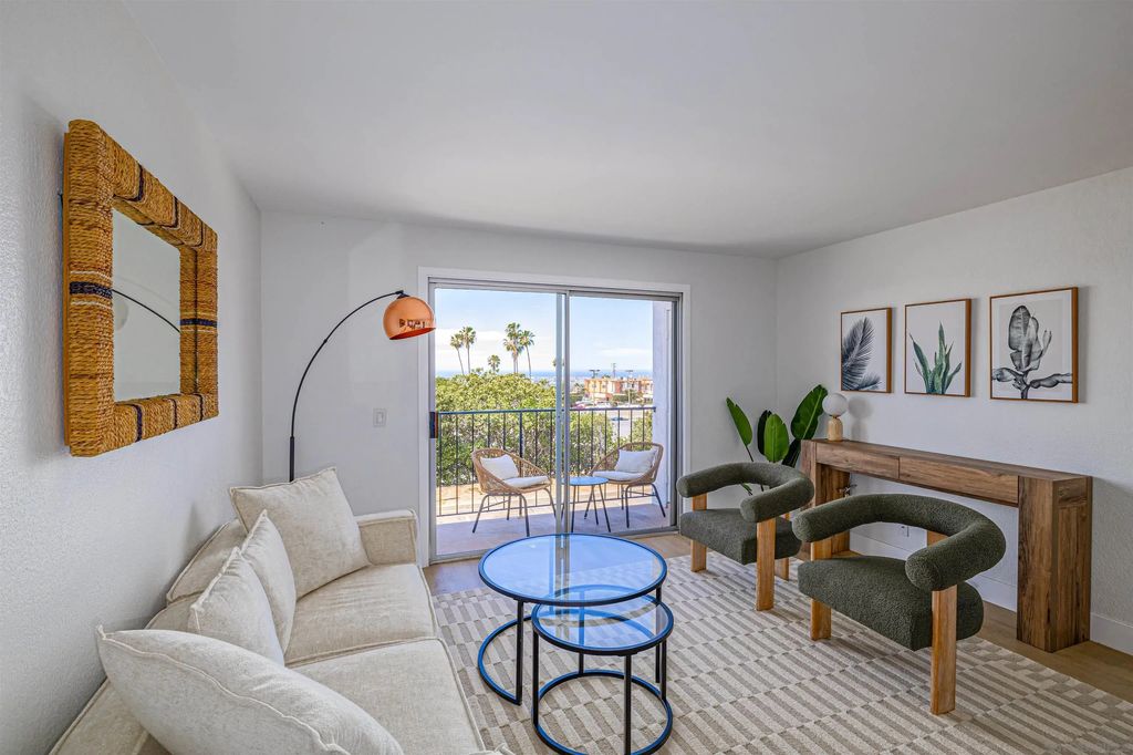 3020 Cowley Way 207, BAY PARK