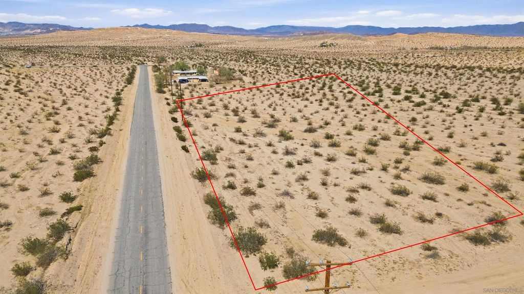 Wilshire Ave .92, Twentynine Palms