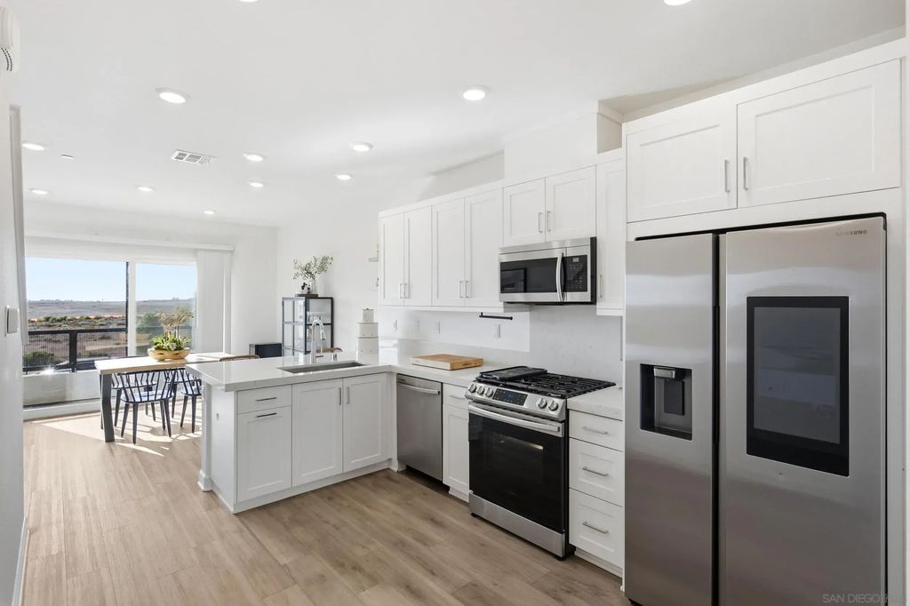 2061 Epoca Way, SAN DIEGO