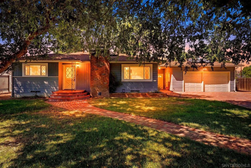 1261 Barnett, Ramona