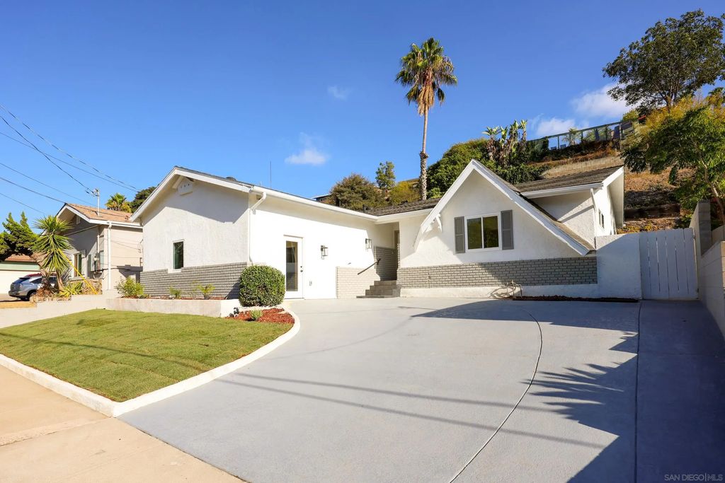 4421 68th, La Mesa