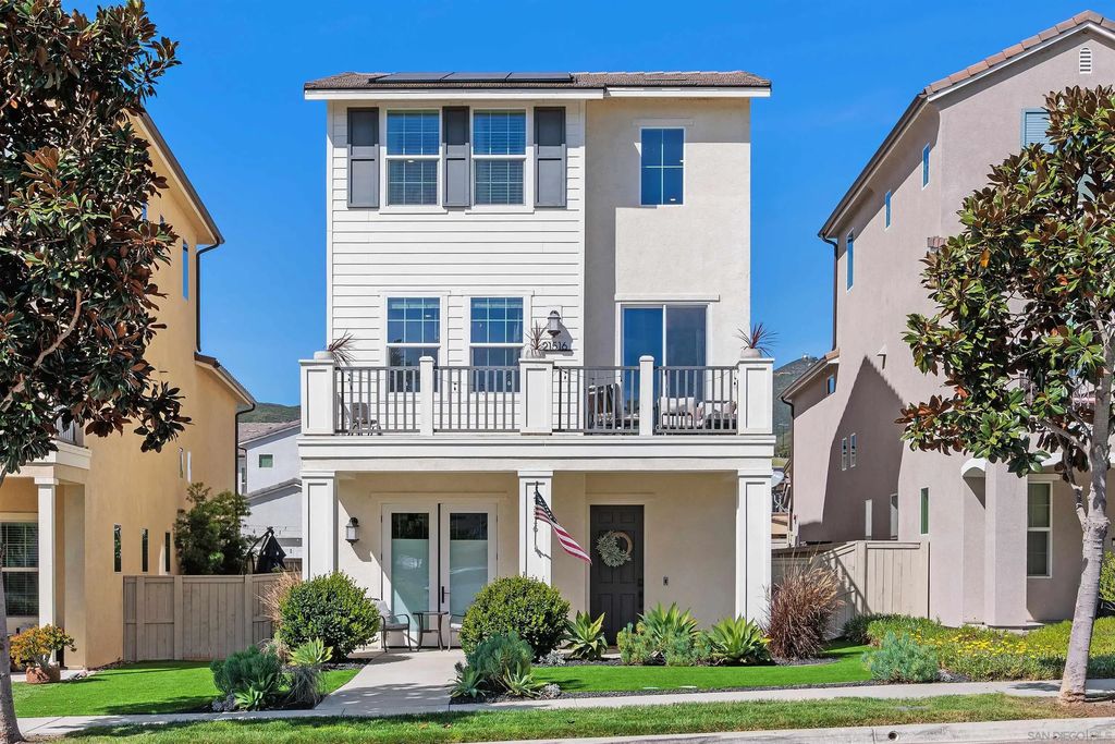 21516 Harmony Village Dr, Escondido