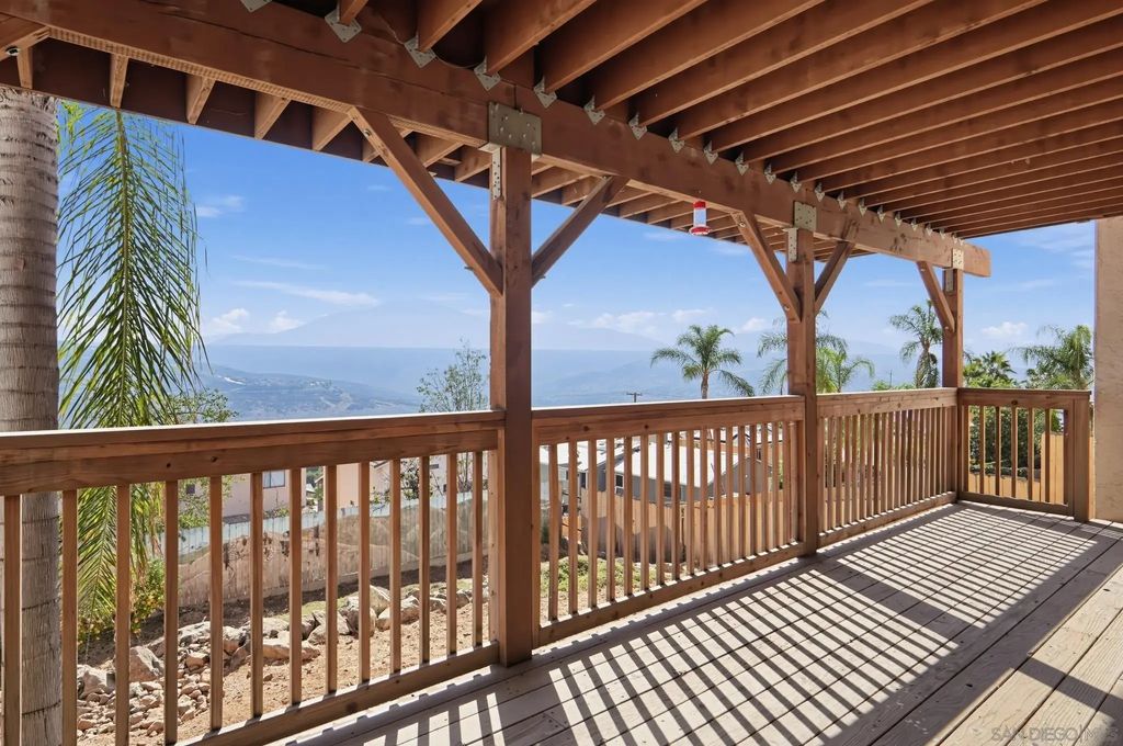 1227 Cuyamaca Ave, Spring Valley