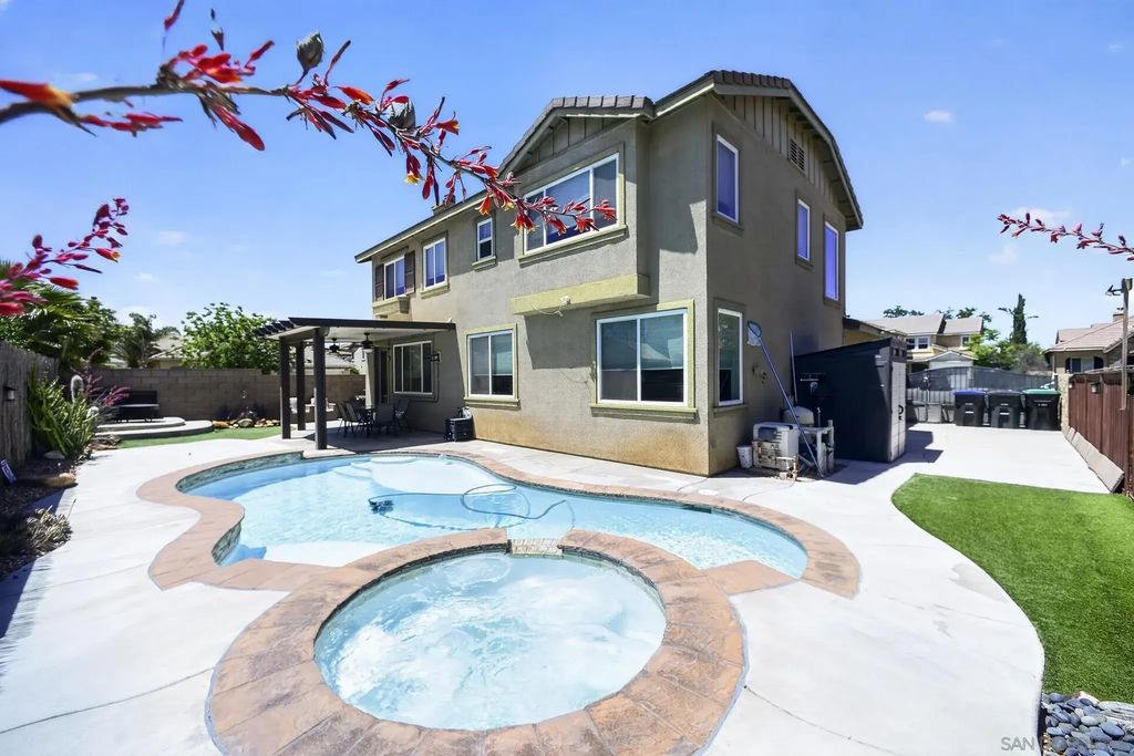1930 Dainty Way, Hemet