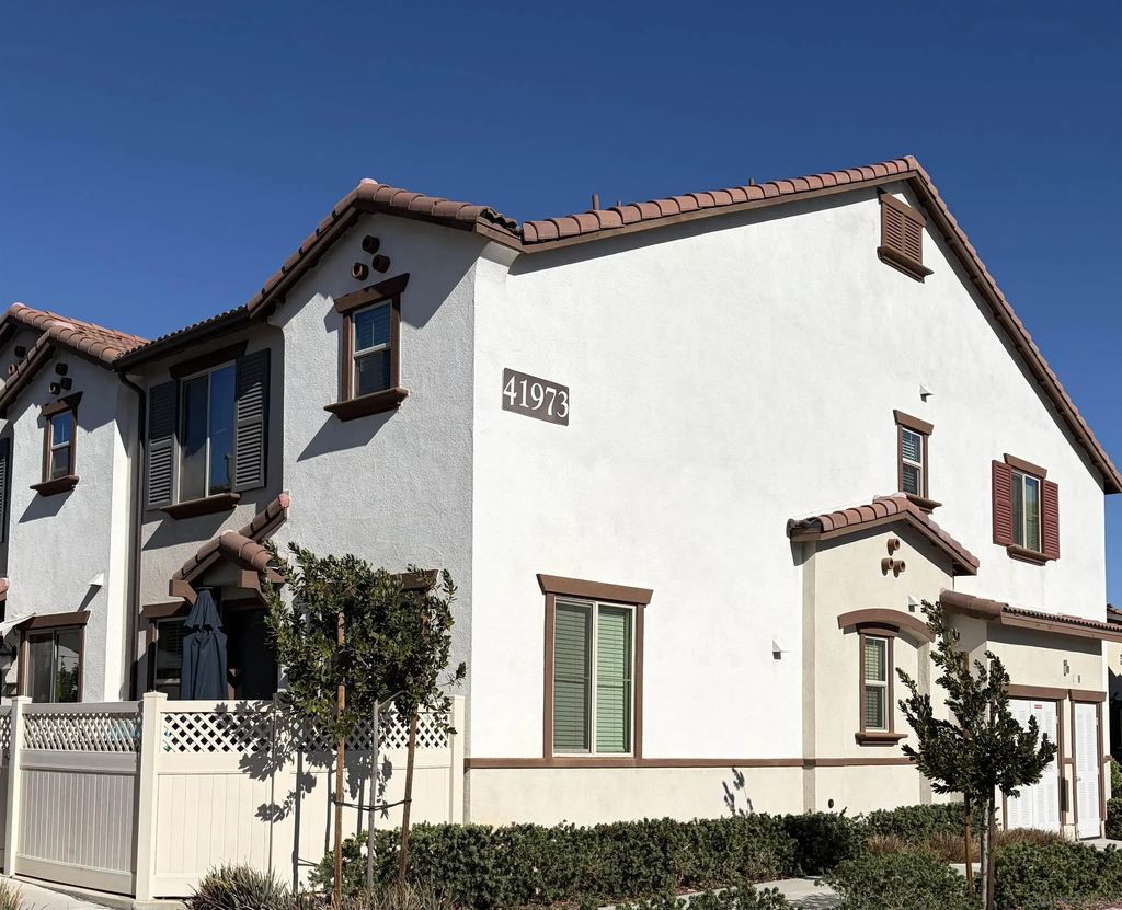 41973 Rondo St 1203, Murrieta