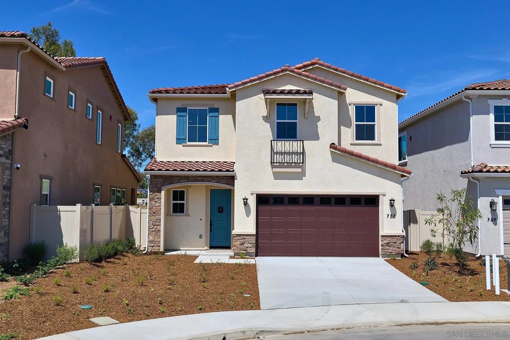 753 Michael Ct, Vista