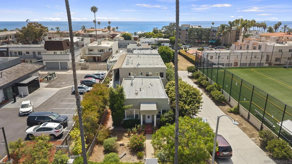 7528-30 Cuvier St, La Jolla