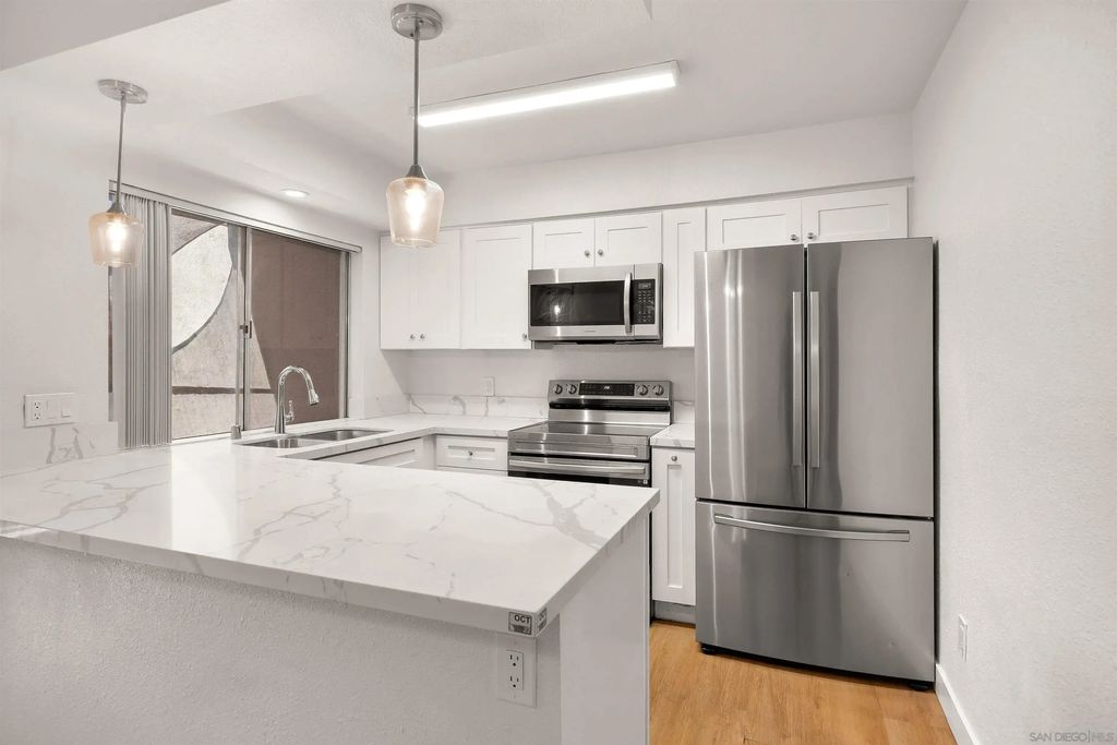 7982 Mission Center Ct C, MISSION VALLEY