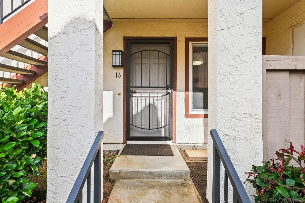 4070 Porte La Paz 16, UNIVERSITY CITY