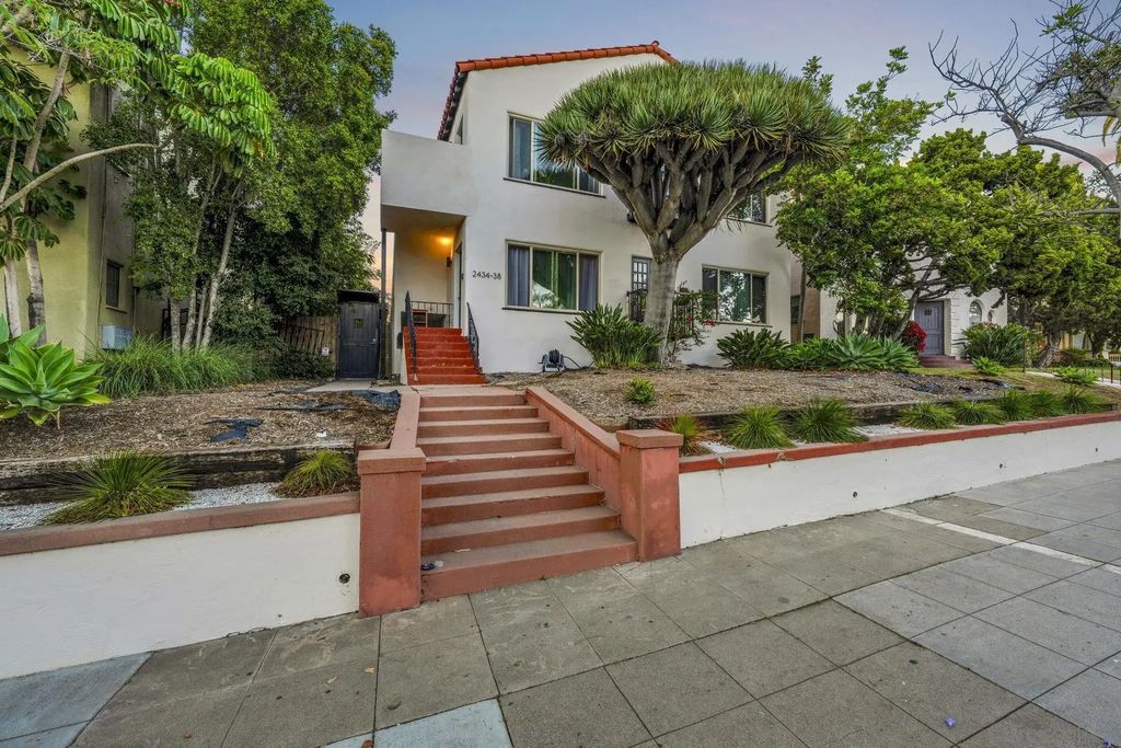 2434-2438 Broadway St., SAN DIEGO