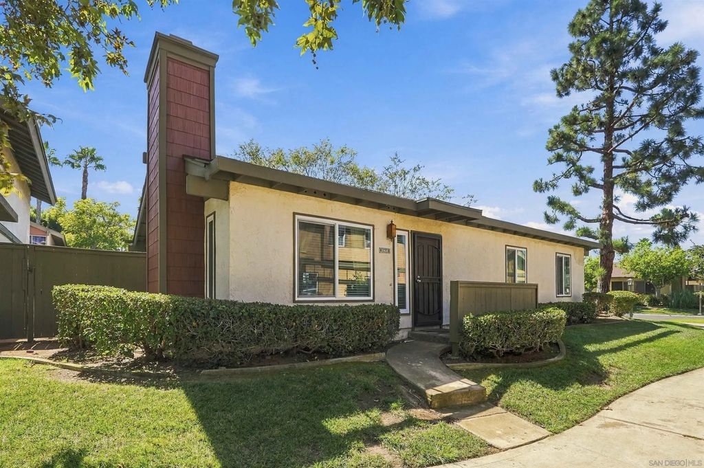 10649 Caminito Duro, MIRA MESA