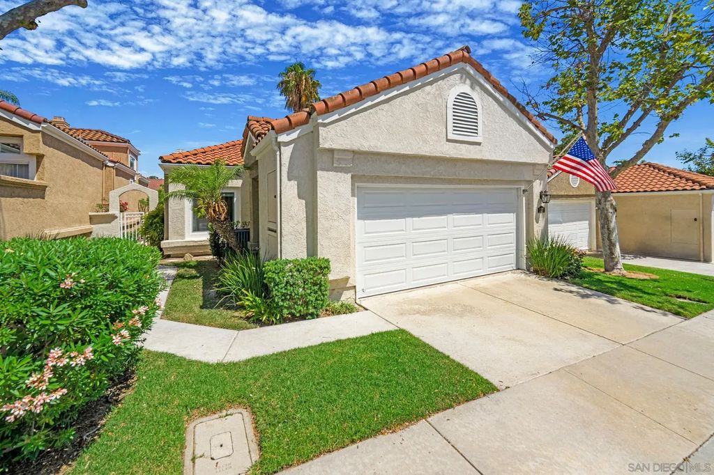 15511 Walton Heath Row, RANCHO BERNARDO