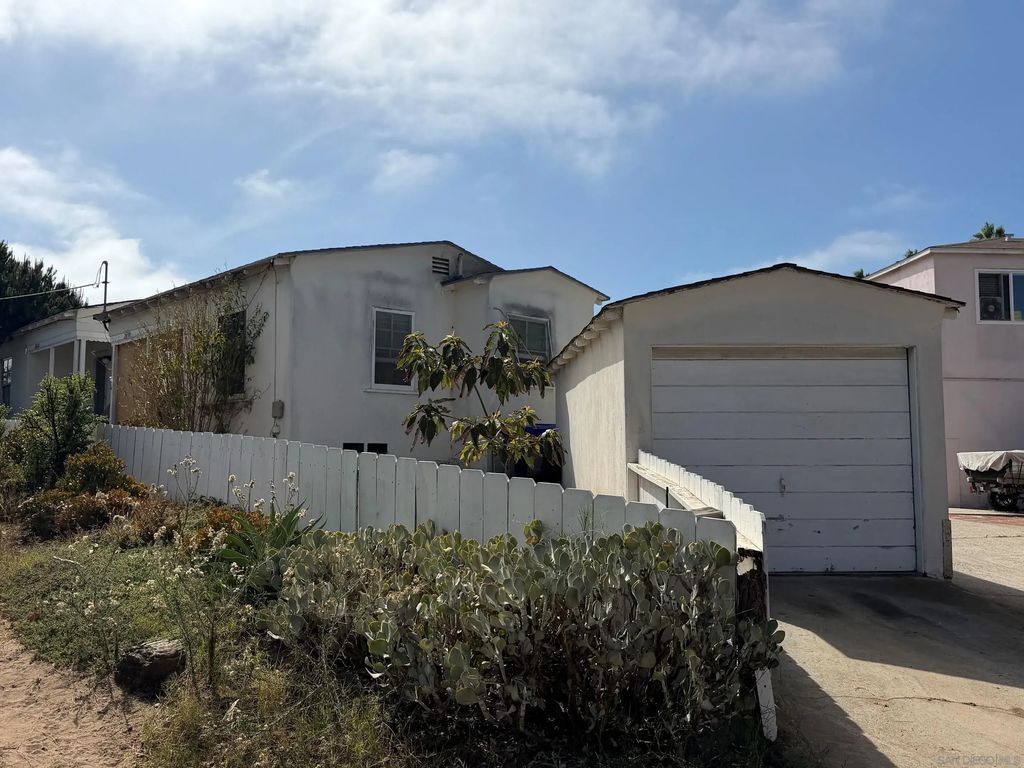2426 Seaside St, OCEAN BEACH