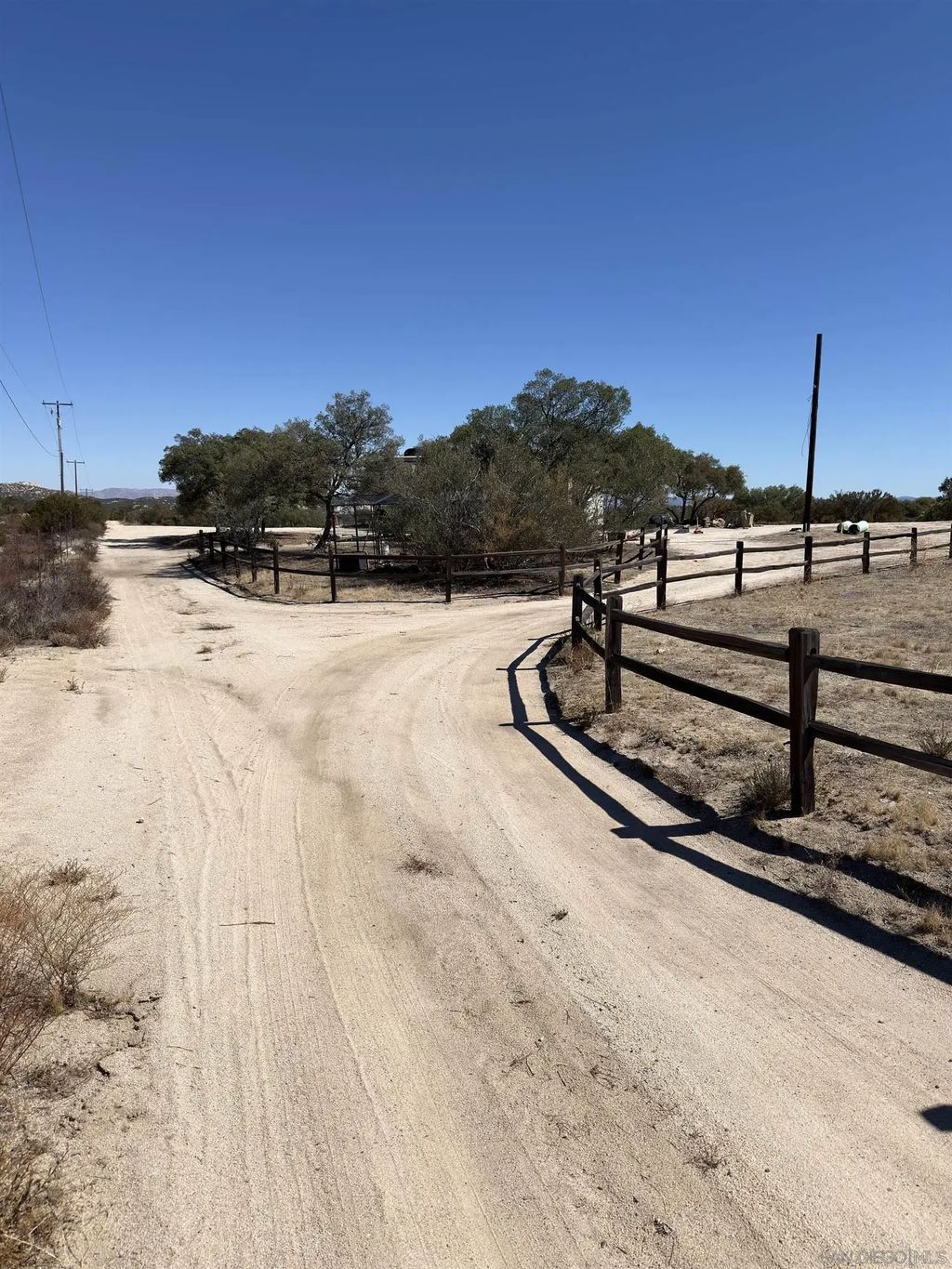 Moon Valley Rd, Boulevard