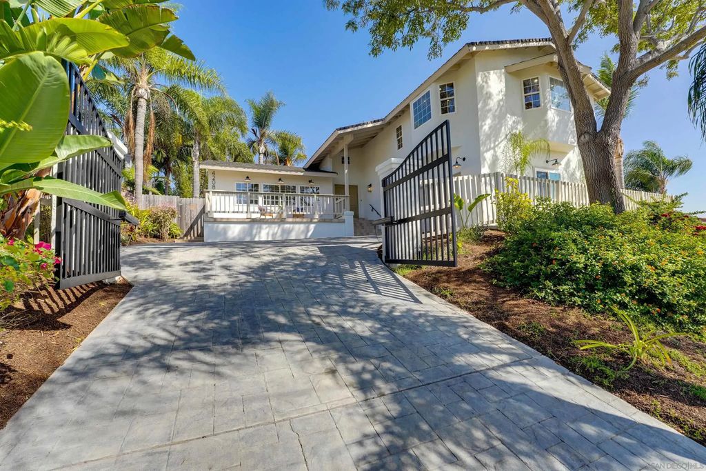 4208 Park Dr, Carlsbad