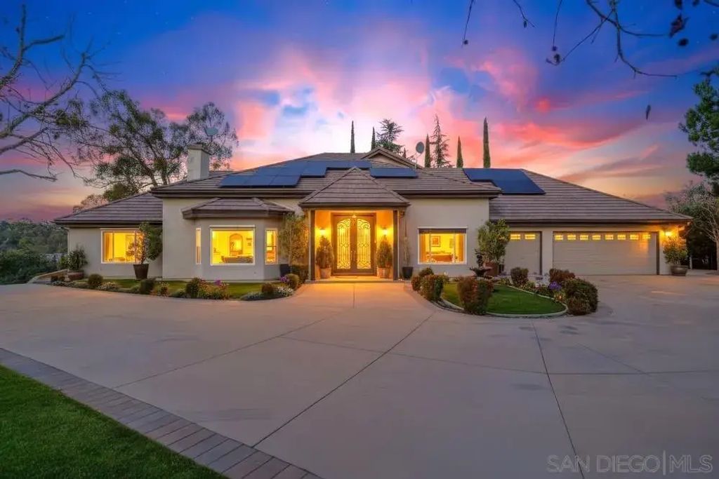 29059 Meadow Glen Way W, Escondido