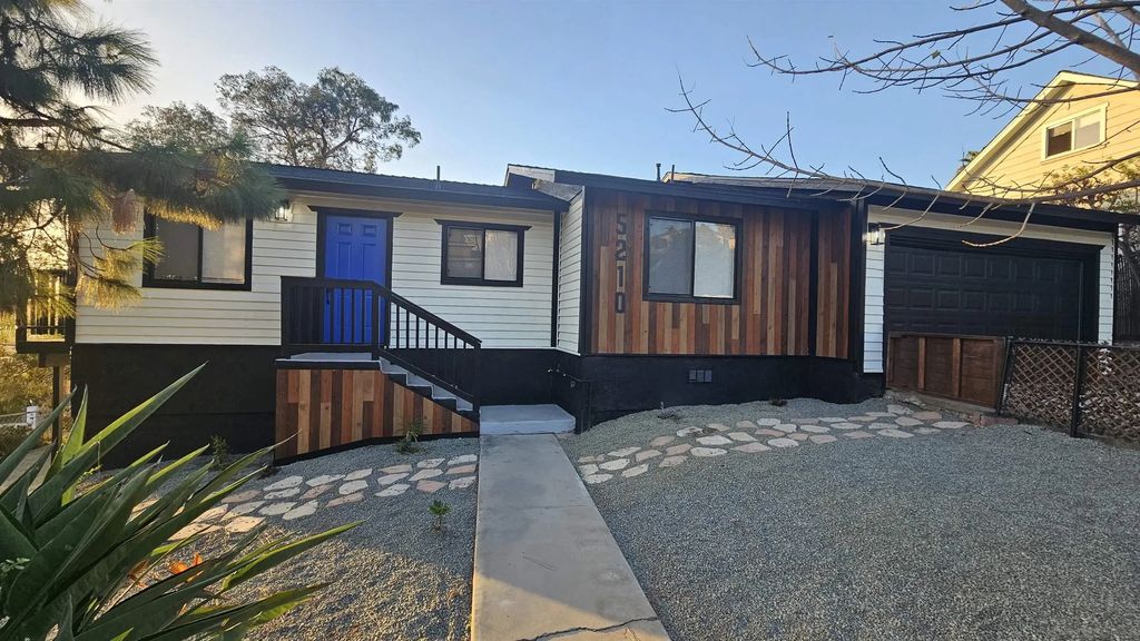 5210 Roswell, SAN DIEGO