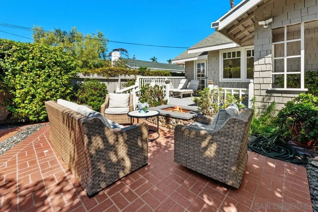 7847-49 Exchange Place, La Jolla