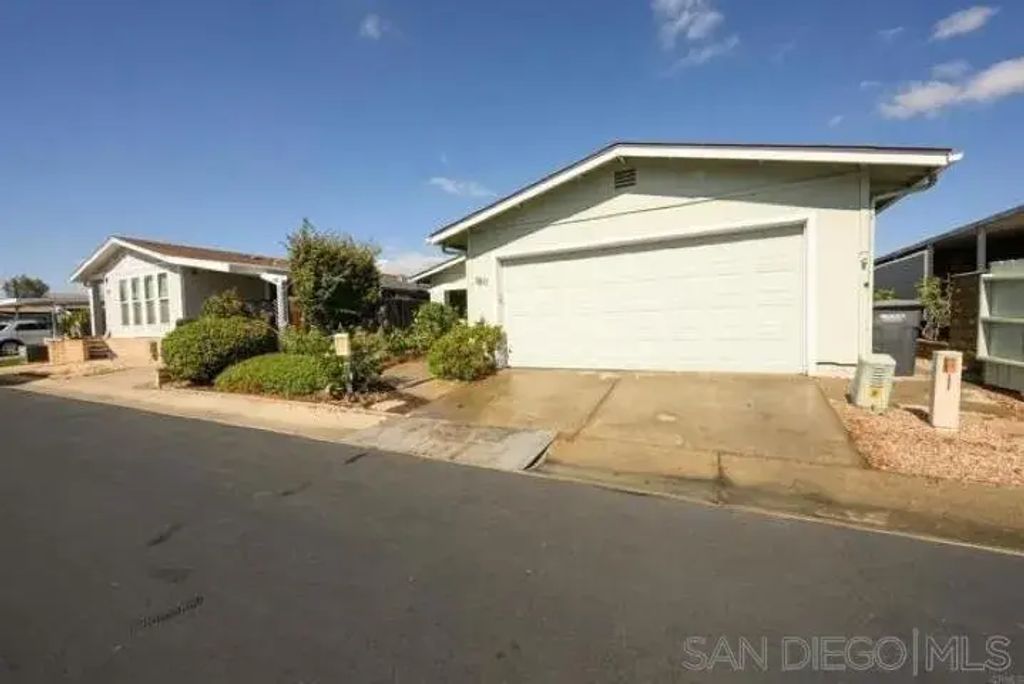 1811 Lynx Glen, Escondido
